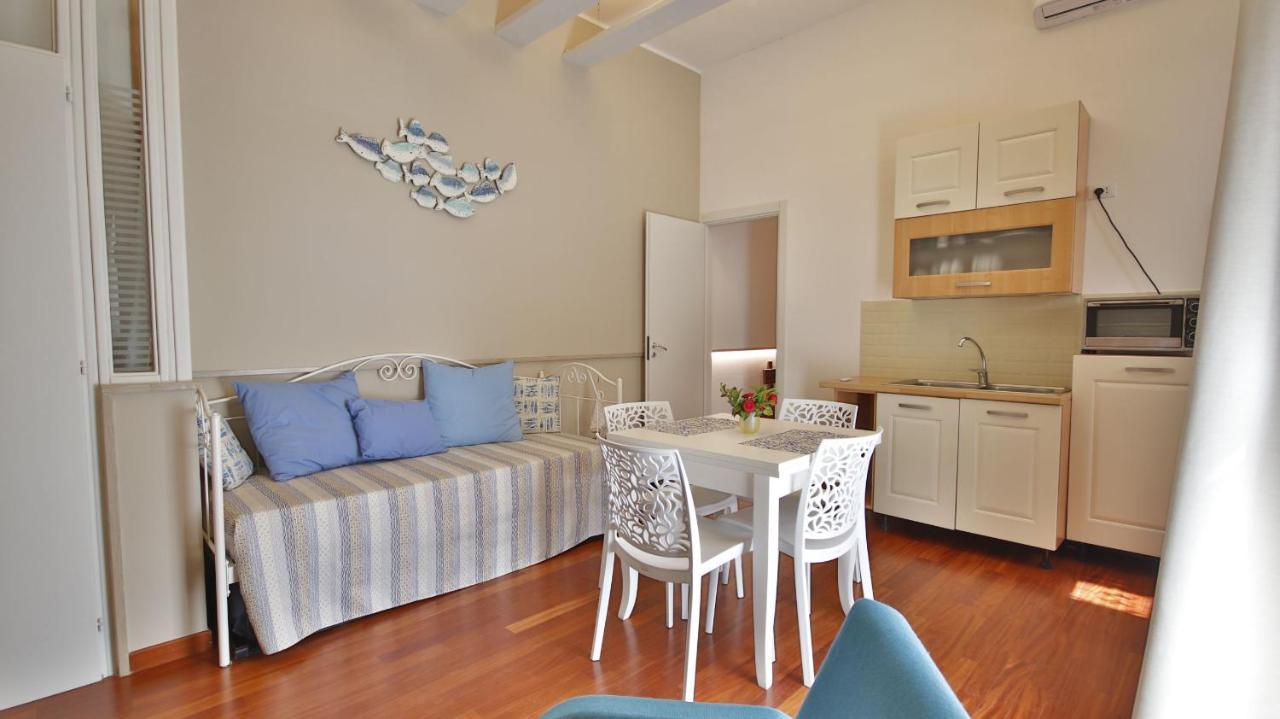 Casa Levante A 75 Mt Dalla Spiaggia Монополи Экстерьер фото