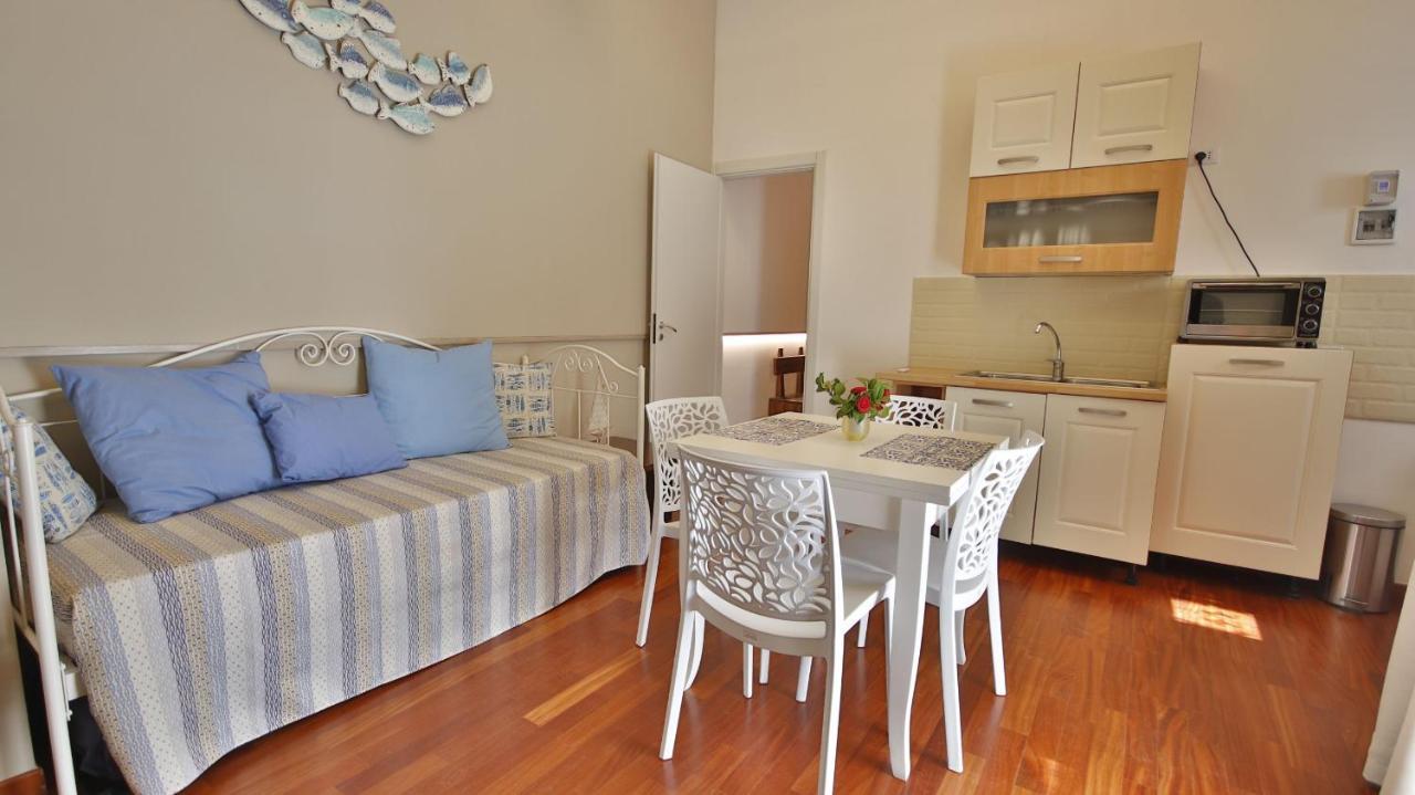 Casa Levante A 75 Mt Dalla Spiaggia Монополи Экстерьер фото