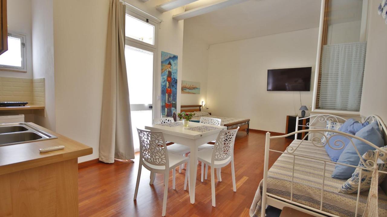 Casa Levante A 75 Mt Dalla Spiaggia Монополи Экстерьер фото
