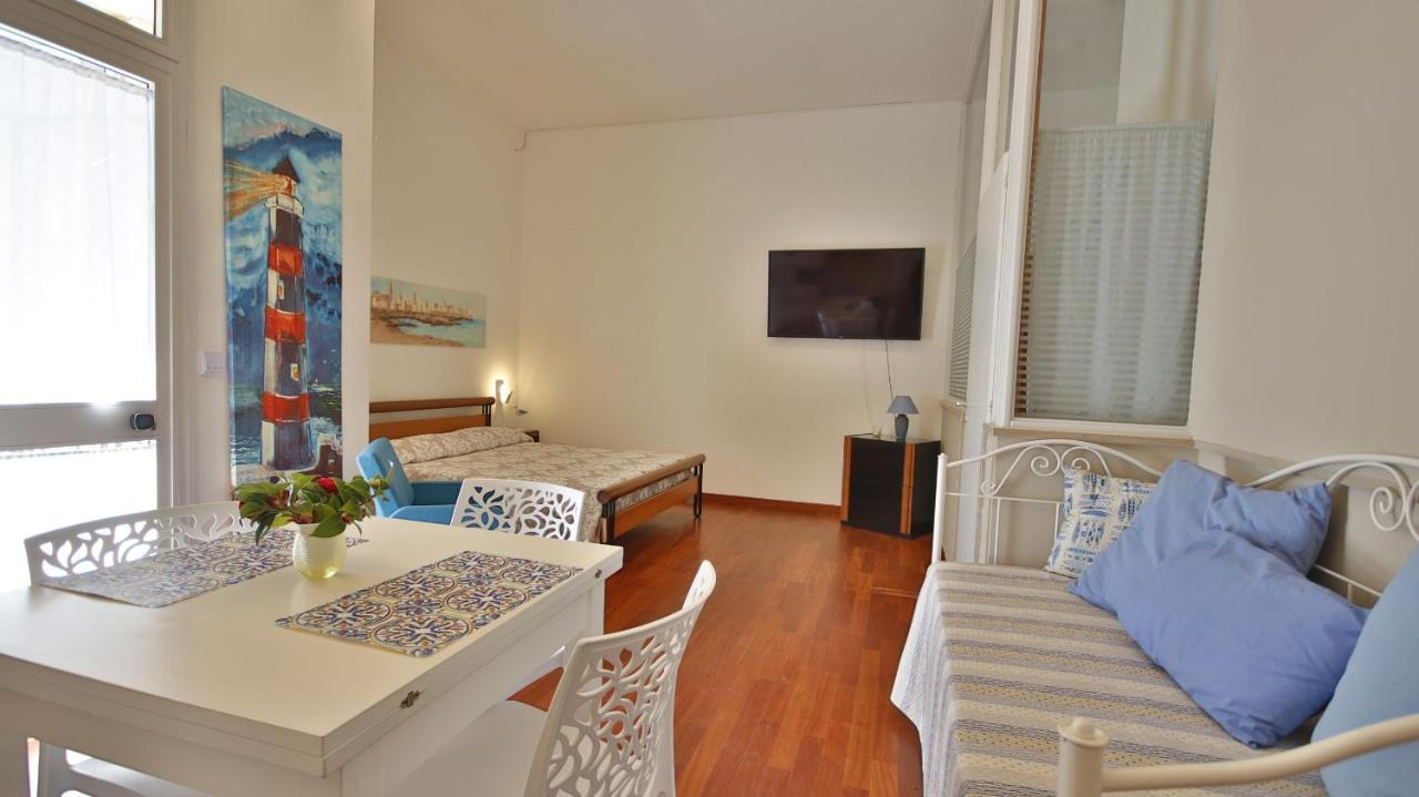 Casa Levante A 75 Mt Dalla Spiaggia Монополи Экстерьер фото