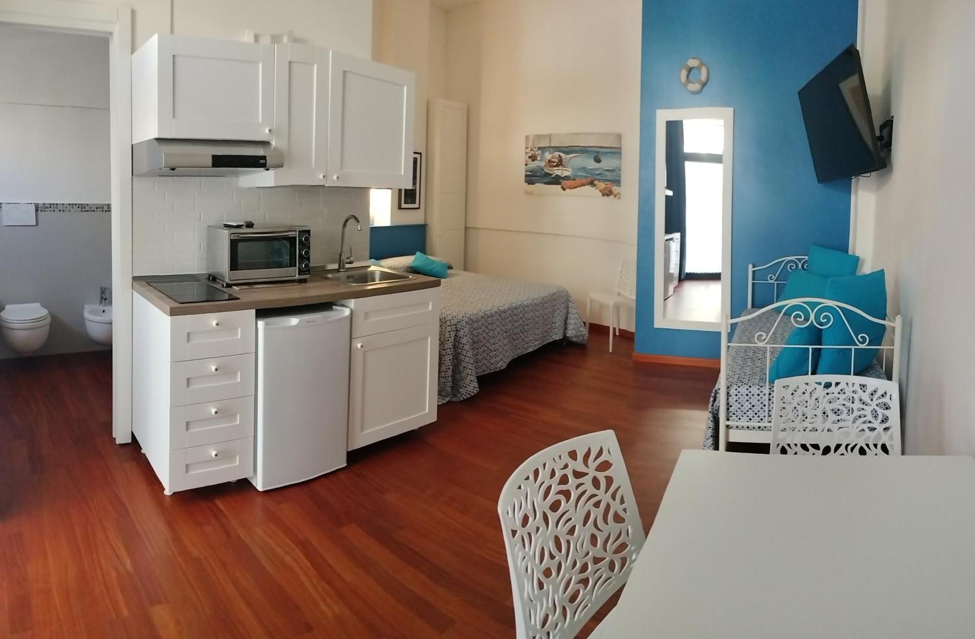 Casa Levante A 75 Mt Dalla Spiaggia Монополи Экстерьер фото