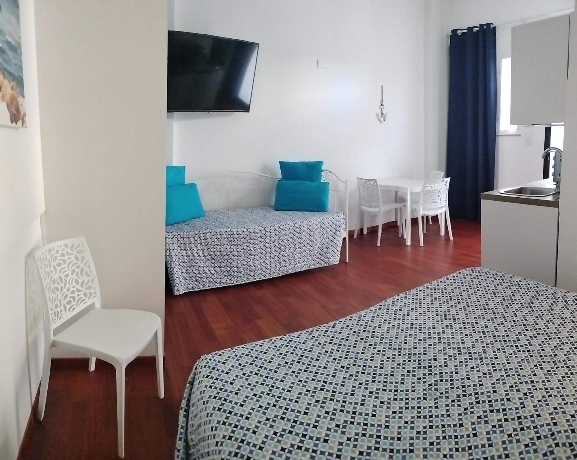 Casa Levante A 75 Mt Dalla Spiaggia Монополи Экстерьер фото